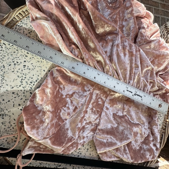 Silence + Noise Pink Velvet Pajama Dress - Picture 10 of 10